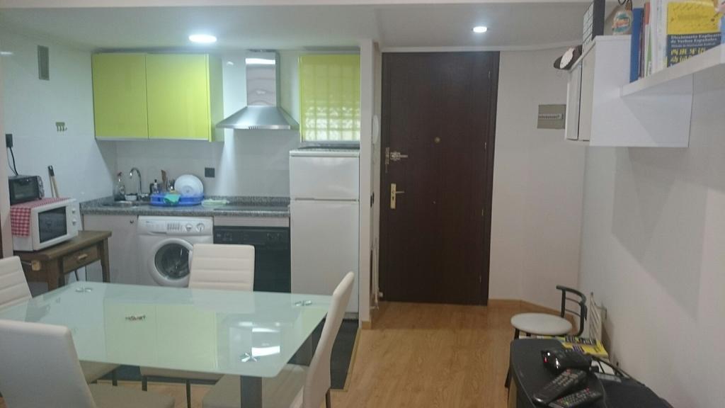 Apartamentos Salamanca Puerta Zamora, Centro, Wifi con salón y 2 dormitorios, Parking Quarto foto