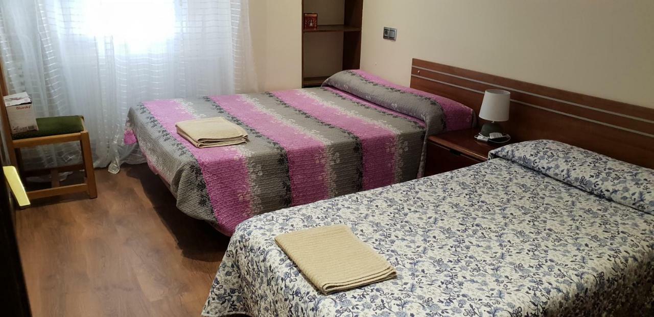 Apartamentos Salamanca Puerta Zamora, Centro, Wifi con salón y 2 dormitorios, Parking Exterior foto